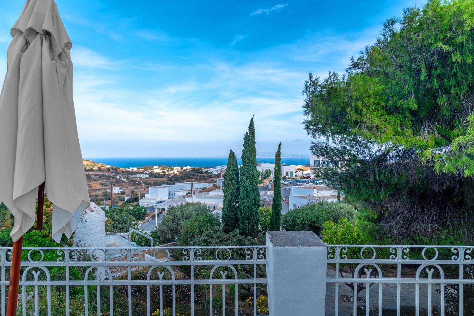 Rabagas - In The Heart Of Sifnos *